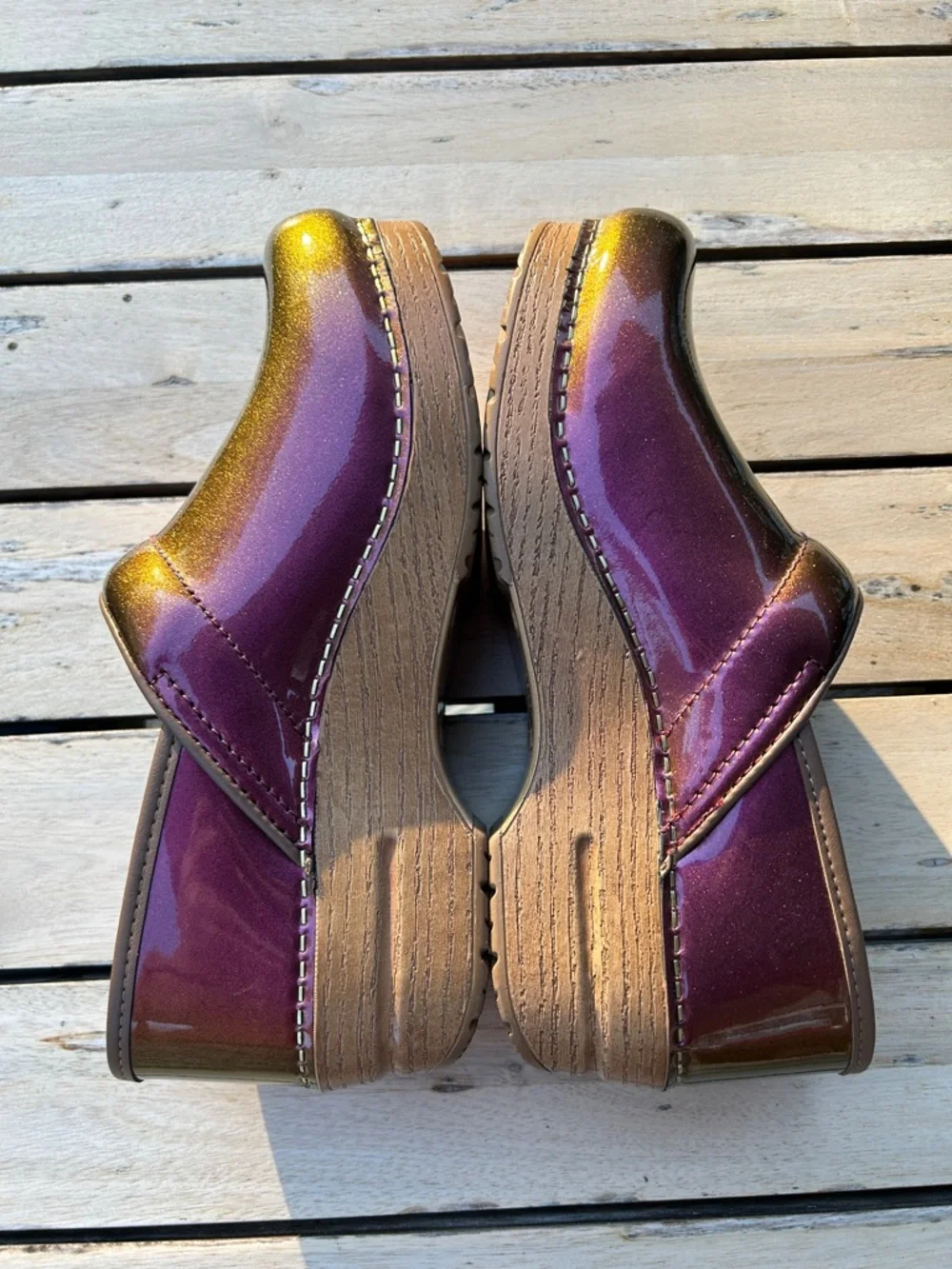 DANSKO Professional Passion Colorshift Patent clogs - Picture 6 of 10
